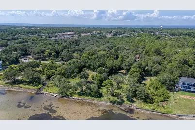 5161 Soundside Dr, Gulf Breeze, FL 32563 - Photo 13