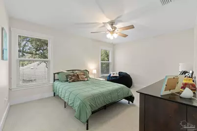 302 Camelia St, Gulf Breeze, FL 32561 - Photo 25