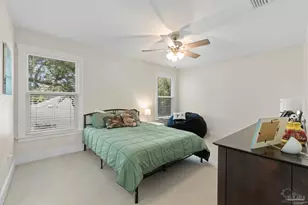 302 Camelia St, Gulf Breeze, FL 32561 - Photo 25