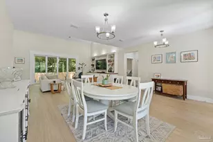 302 Camelia St, Gulf Breeze, FL 32561 - Photo 15