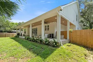 302 Camelia St, Gulf Breeze, FL 32561 - Photo 35