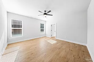 4873 Bonneville St, Pace, FL 32571 - Photo 9