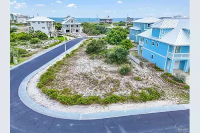 400 Gulfview Ln, Pensacola, FL 32507 - Photo 5