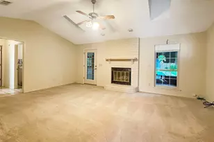 6074 Sunnyridge Dr, Milton, FL 32570 - Photo 13