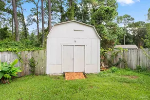 1203 Brook Bend Rd, Pensacola, FL 32506 - Photo 17