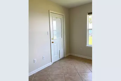 6735 Tidewater Dr, Navarre, FL 32566 - Photo 19