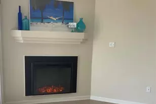 6735 Tidewater Dr, Navarre, FL 32566 - Photo 11