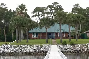 6735 Tidewater Dr, Navarre, FL 32566 - Photo 5