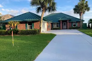 6735 Tidewater Dr, Navarre, FL 32566 - Photo 3