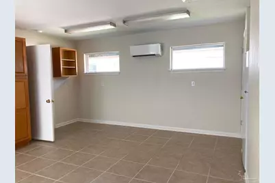 6735 Tidewater Dr, Navarre, FL 32566 - Photo 29