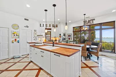 1203 Soundview Trl, Gulf Breeze, FL 32561 - Photo 11