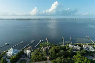 1203 Soundview Trail, Gulf Breeze, FL 32561 - Photo 55