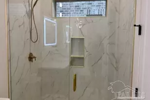 1001 W Wright St, Pensacola, FL 32502 - Photo 39