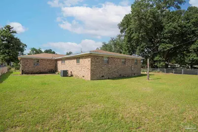 1300 E Leonard St, Pensacola, FL 32503 - Photo 39