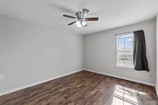 1944 Crosscreek Cir, Gulf Breeze, FL 32563 - Photo 17