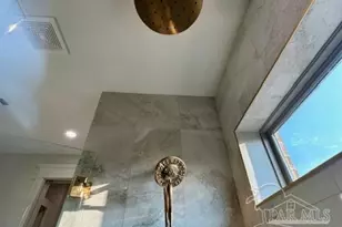 1003 W Wright St, Pensacola, FL 32502 - Photo 63