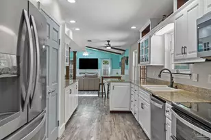 1555 Oak Shore Dr, Gulf Breeze, FL 32563 - Photo 17