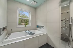 1555 Oak Shore Dr, Gulf Breeze, FL 32563 - Photo 35