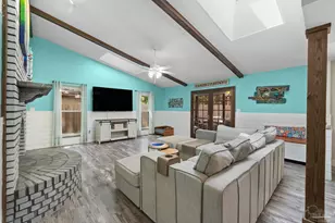 1555 Oak Shore Dr, Gulf Breeze, FL 32563 - Photo 11