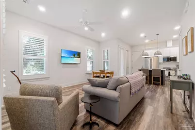 805 Covington Pl E, Pensacola, FL 32502 - Photo 7