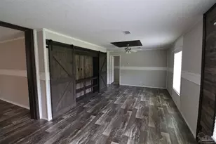 548 Pecan Ln, Holt, FL 32564 - Photo 13