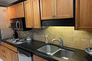 825 Bayshore Dr, Pensacola, FL 32507 - Photo 11