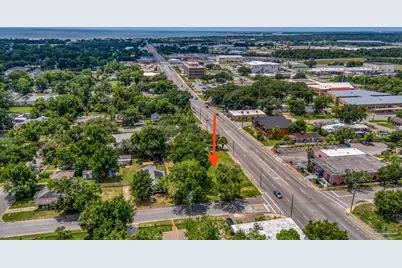 320 N Pace Blvd, Pensacola, FL 32514 - Photo 9