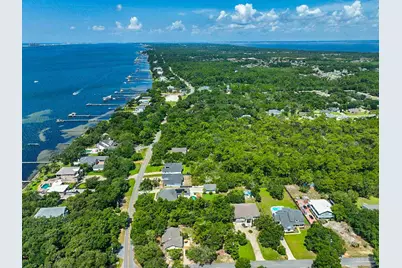 5364 Soundside Dr, Gulf Breeze, FL 32561 - Photo 11