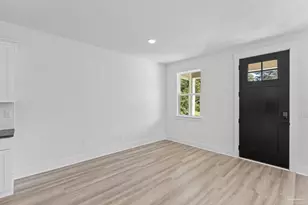 2419 N L St, Pensacola, FL 32501 - Photo 11