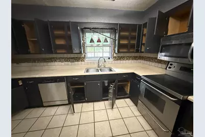 6536 Colonade Cir, Pensacola, FL 32506 - Photo 13