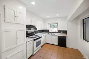 1014 Kearney Dr, Pensacola, FL 32505 - Photo 7