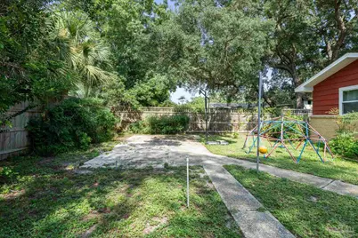 422 Fairpoint Dr, Gulf Breeze, FL 32561 - Photo 45