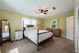 422 Fairpoint Dr, Gulf Breeze, FL 32561 - Photo 39