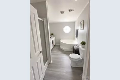 815 N N St, Pensacola, FL 32501 - Photo 5