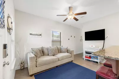 212 S J St, Pensacola, FL 32502 - Photo 9
