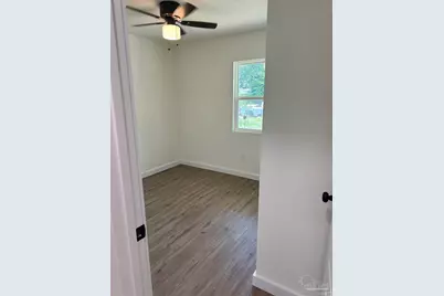 5684 Ventura Ln, Pensacola, FL 32526 - Photo 7