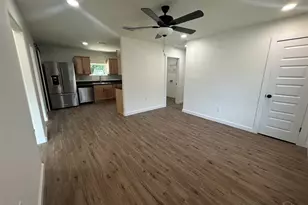 5684 Ventura Ln, Pensacola, FL 32526 - Photo 1