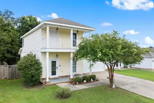 5740 Blackhorse Cir, Pensacola, FL 32526 - Photo 3