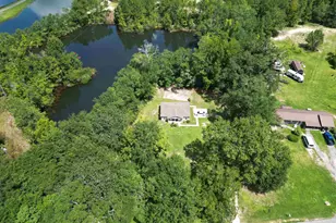 820 Fannie Rd, Century, FL 32535 - Photo 7