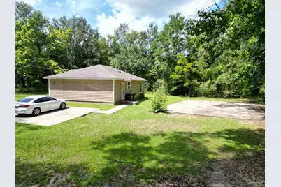 820 Fannie Rd, Century, FL 32535 - Photo 11