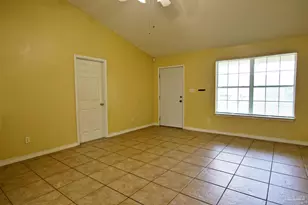 4007 Lochmoor Dr, Pensacola, FL 32506 - Photo 9