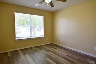 4007 Lochmoor Dr, Pensacola, FL 32506 - Photo 11