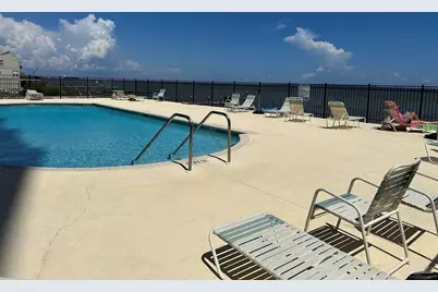 825 Bayshore #701, Pensacola, FL 32507 - Photo 13