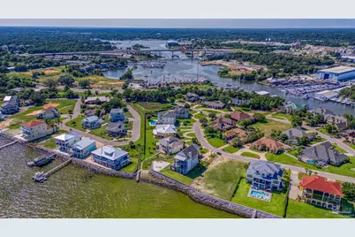 525 Windrose Cir, Pensacola, FL 32507 - Photo 63