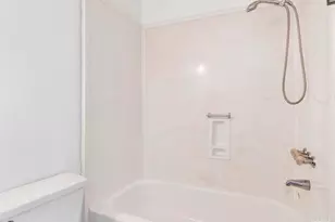 601 E Burgess Rd, Pensacola, FL 32504 - Photo 15