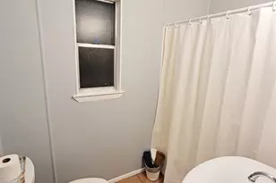 102 Tennessee Dr, Pensacola, FL 32505 - Photo 9