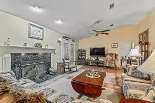 6136 Arnies Way, Milton, FL 32570 - Photo 11