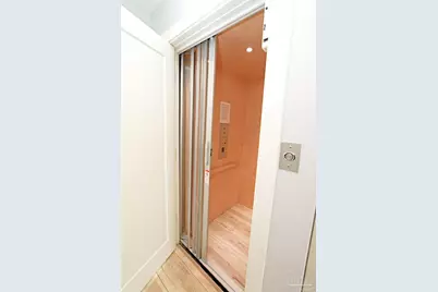 157 S Spring St, Pensacola, FL 32502 - Photo 3