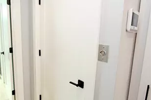 157 S Spring St, Pensacola, FL 32502 - Photo 11