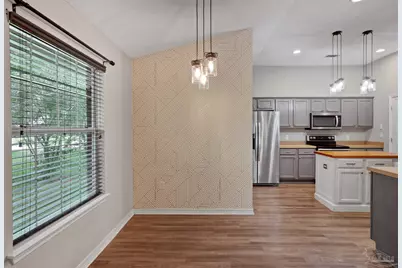 5911 Ashton Woods Cir, Milton, FL 32570 - Photo 19